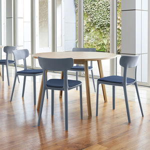 cadeira de restaurante de design escandinavo