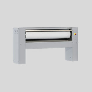 máquina de passar roupa controlada por microprocessador