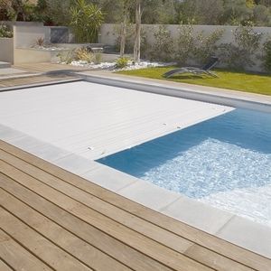 capa de lâminas para piscina 1