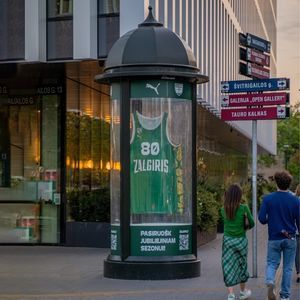 totem publicitário