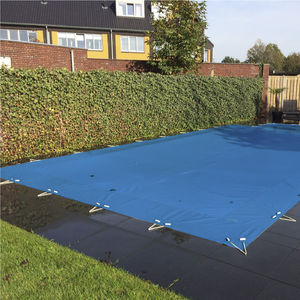 capa de piscina com ilhoses