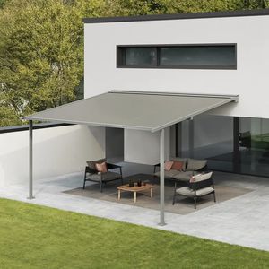pérgola com cobertura em tela