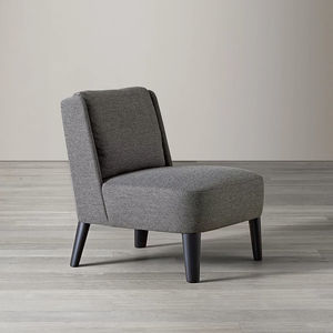 poltrona baixa contemporânea