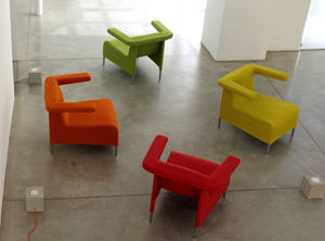 poltrona contemporânea