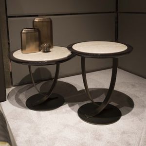 mesa lateral contemporânea 1