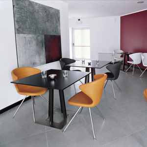 mesa contemporânea