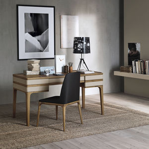 mesa secretária contemporânea