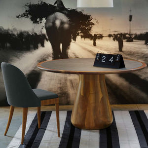 mesa contemporânea