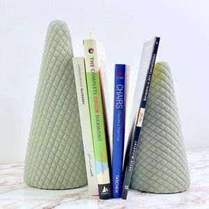 aparador para livros em cerâmica 1