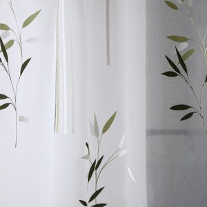 cortina de voile com padrão floral