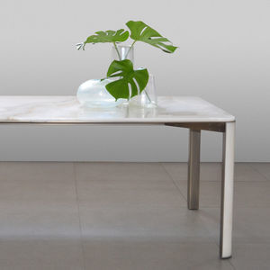 mesa contemporânea