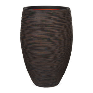 vaso de jardim em material plástico