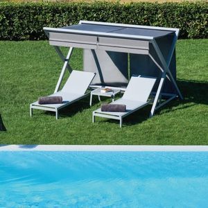 gazebo com cobertura de lona