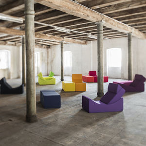 sofá modular / contemporâneo / em tecido / da linha comercial