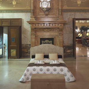 banco de pé de cama contemporâneo
