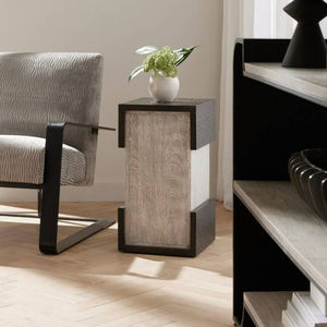 mesa lateral contemporânea