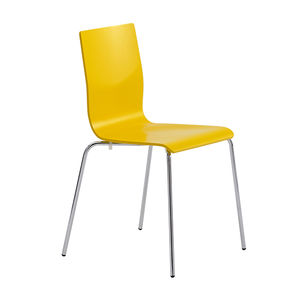 cadeira para interlocutor de design escandinavo 1