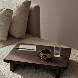 mesa lateral contemporânea