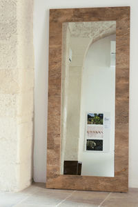 espelho de piso / contemporâneo / retangular / em madeira