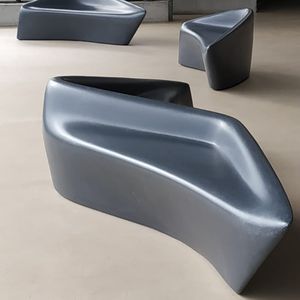 banco para espaço público de design original