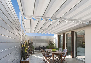 pérgola apoiada em parede