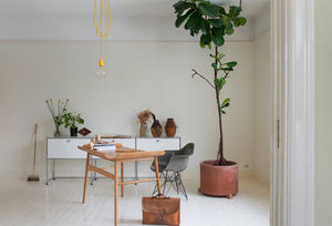 mesa contemporânea
