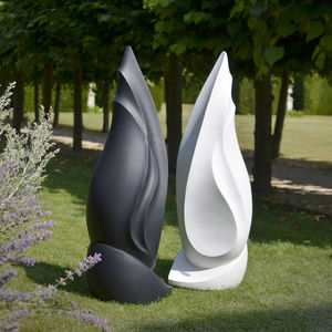 escultura em concreto reforçado com fibras