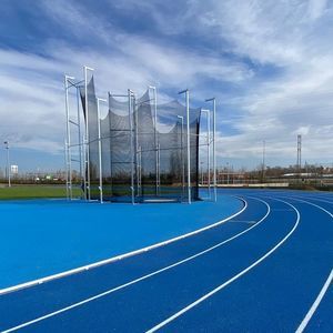 gaiola de arremesso com certificação World Athletics 1