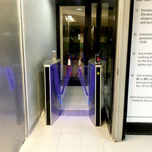 catraca de portas retráteis para controle de acesso automático 1