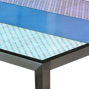 mesa de rocha vulcânica