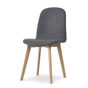 cadeira de design escandinavo