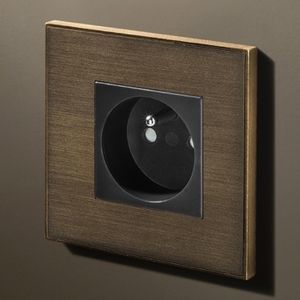 tomada elétrica 1