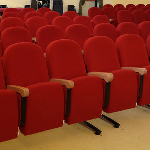 poltrona de auditório contemporânea 1