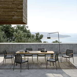 cadeira de jardim contemporânea