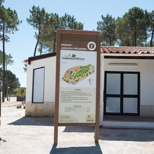 painel de informações para parque infantil 1