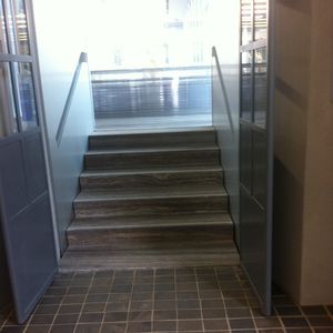 plataforma elevadora para pessoas de mobilidade reduzida