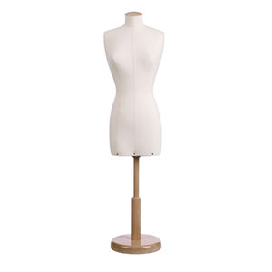 manequim feminino adulto