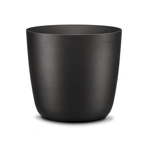 vaso de jardim metálico
