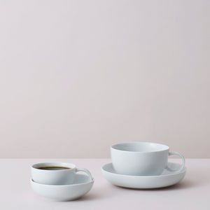 xícara de café em porcelana