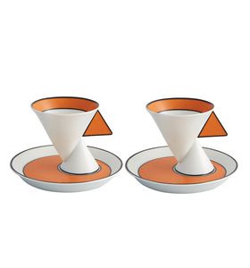 xícara de café em porcelana
