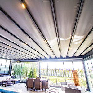 pérgola apoiada em parede