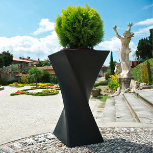 vaso de jardim em polietileno rotomoldado
