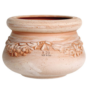 vaso de jardim em terracota