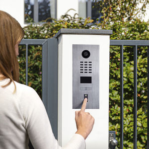 módulo externo em aço inoxidável escovado
