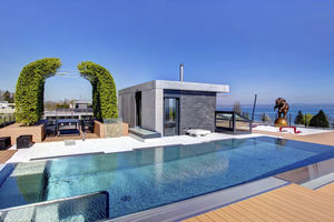piscina com transbordo