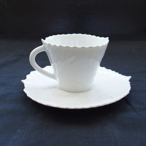xícara de café em porcelana de Limoges