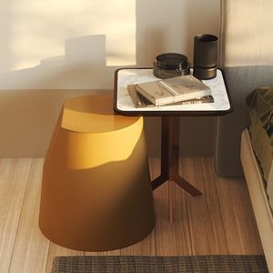 mesa lateral contemporânea