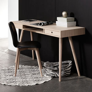 mesa secretária contemporânea