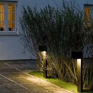 poste balizador de iluminação de jardim
