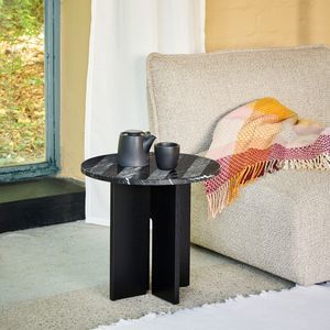 mesa lateral contemporânea